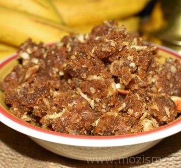 Aval Nanachathu / Sweetened Rice Flakes / Sweet Poha