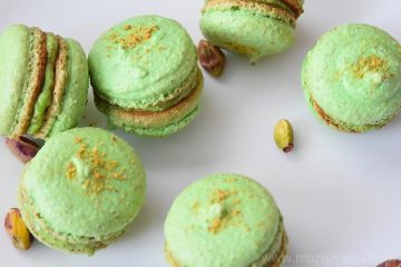 Lemon Pistachio Macarons