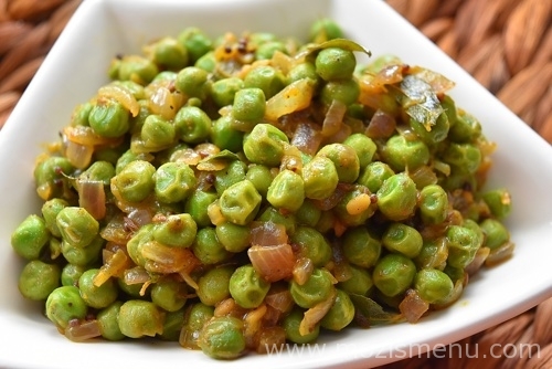 Green Peas Stir-fry / Green Peas Poriyal / Pachai Pattani Poriyal