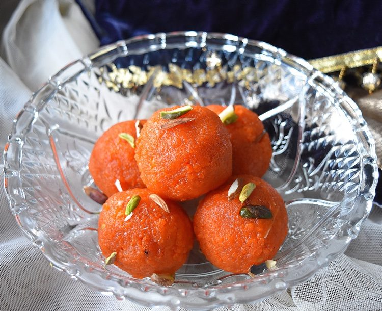  Motichoor Ladoo (Laddu) / Motichur Ladoo (Laddu)