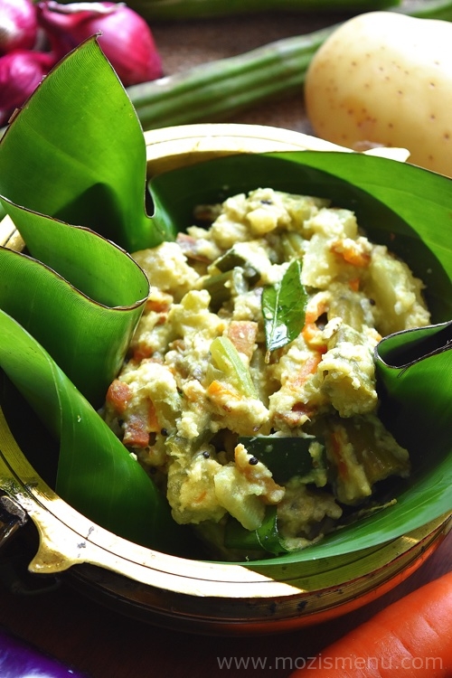 Aviyal / Avial / Kerala Mixed Vegetable Coconut Gravy